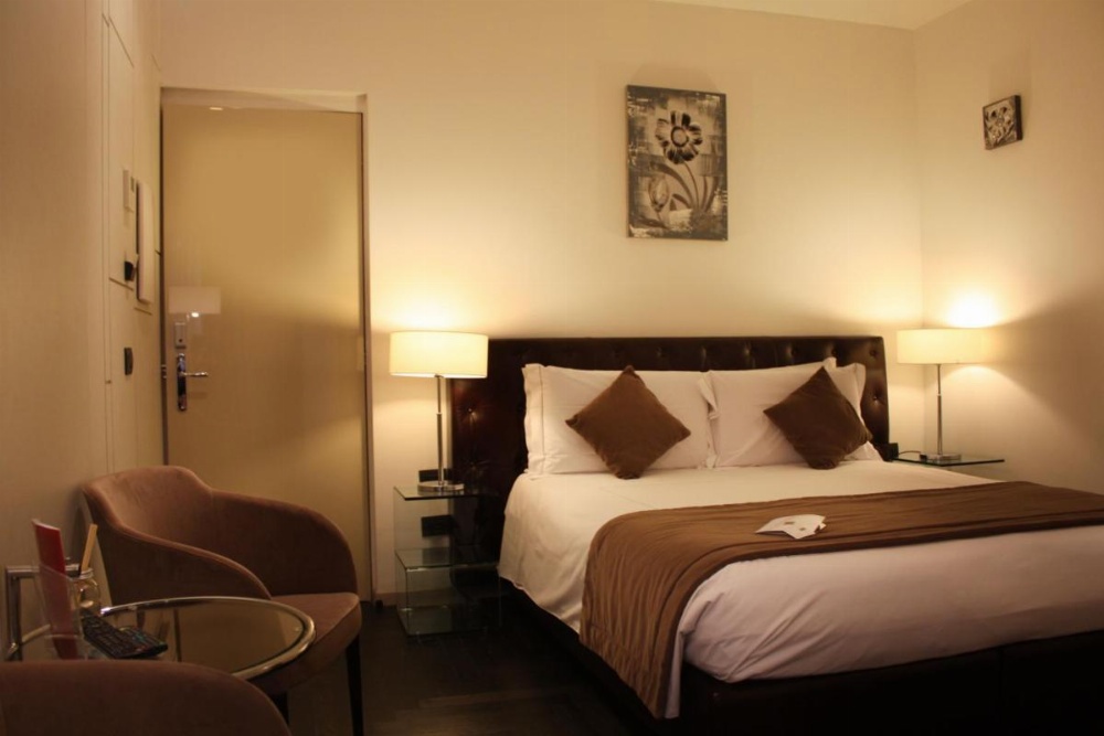 Piazza Del Gesu' Luxury Suites