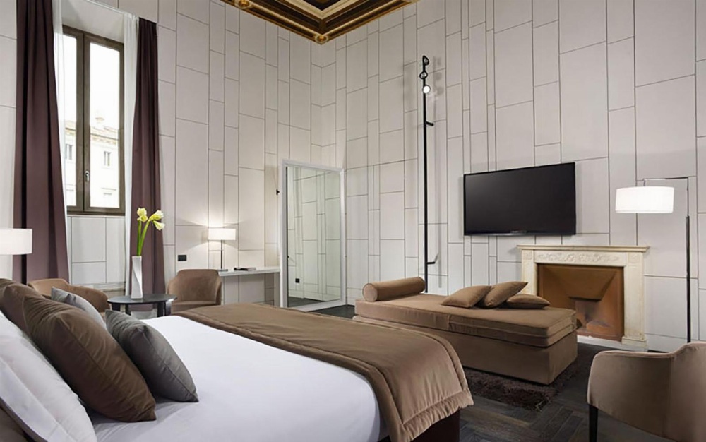 Piazza Del Gesu' Luxury Suites