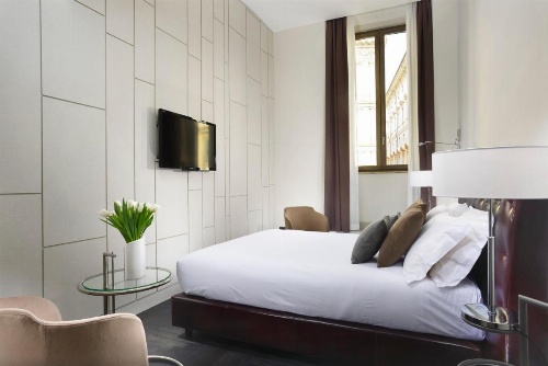 Piazza Del Gesu' Luxury Suites image 5