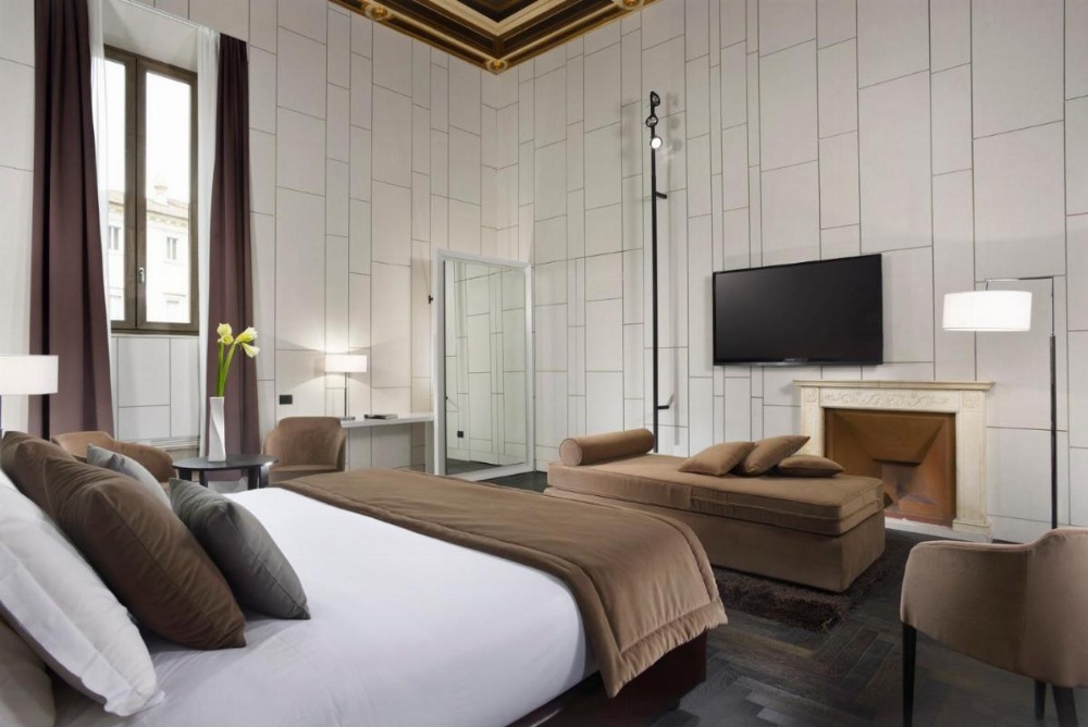 Piazza Del Gesu' Luxury Suites